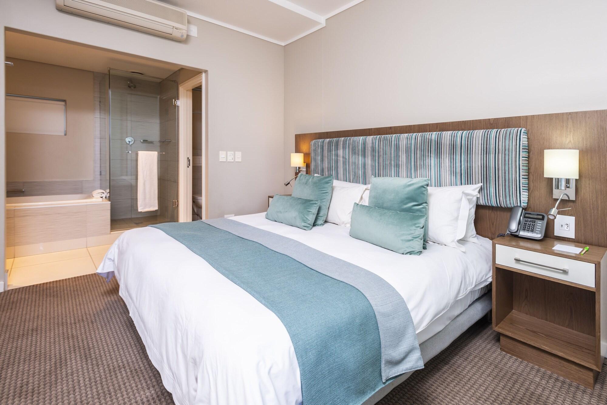 เอเอชเอ ฮาร์เบอร์ บริดจ์ โฮเทล แอนด์ สวีท Aparthotel เคปทาวน์ ภายนอก รูปภาพ