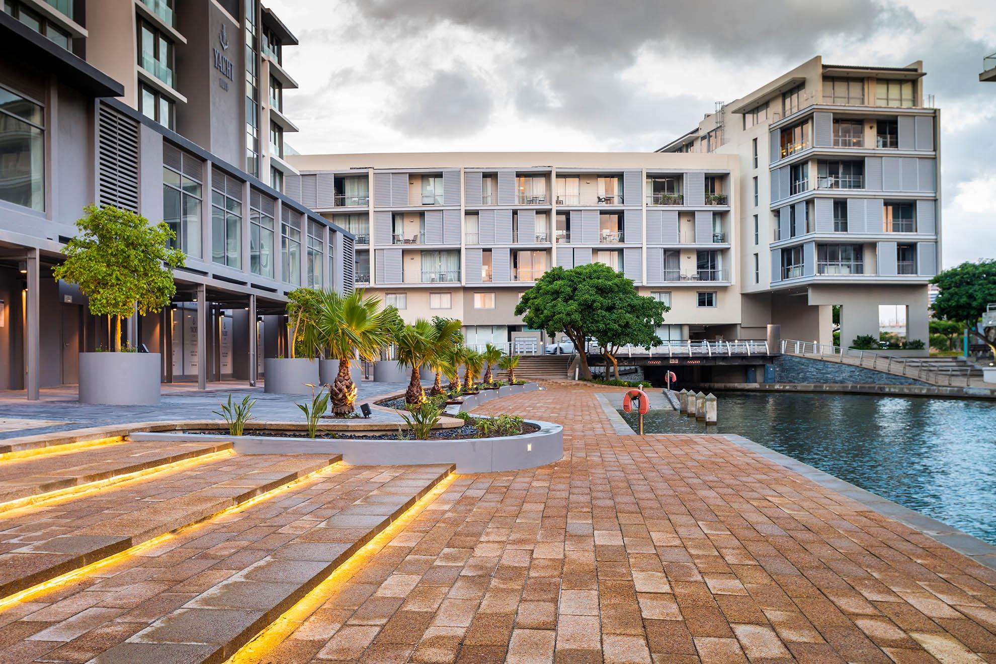 เอเอชเอ ฮาร์เบอร์ บริดจ์ โฮเทล แอนด์ สวีท Aparthotel เคปทาวน์ ภายนอก รูปภาพ